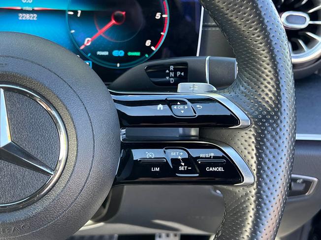 MERCEDES-BENZ E Class Photo 24