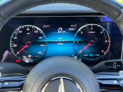 MERCEDES-BENZ E Class Photo 4