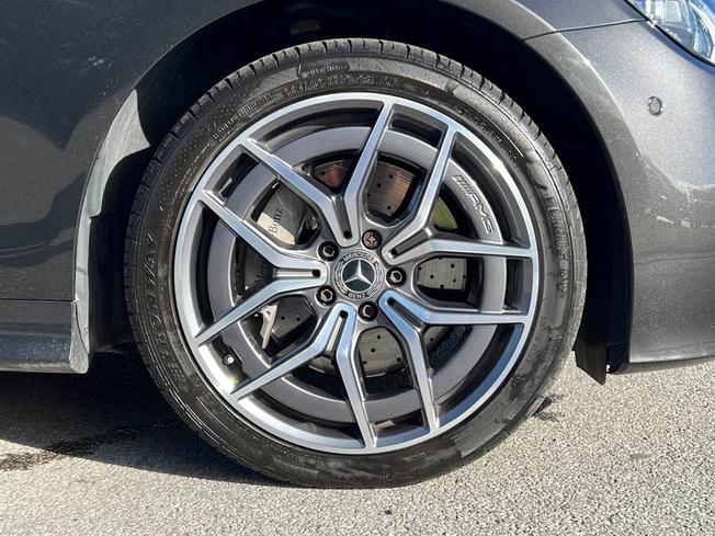 MERCEDES-BENZ E Class Photo 6