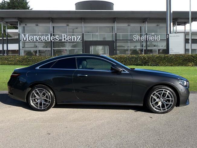 MERCEDES-BENZ E Class Photo 7