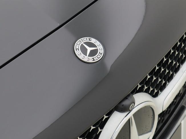 MERCEDES-BENZ C Class Photo 18