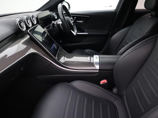 MERCEDES-BENZ C Class Photo 22