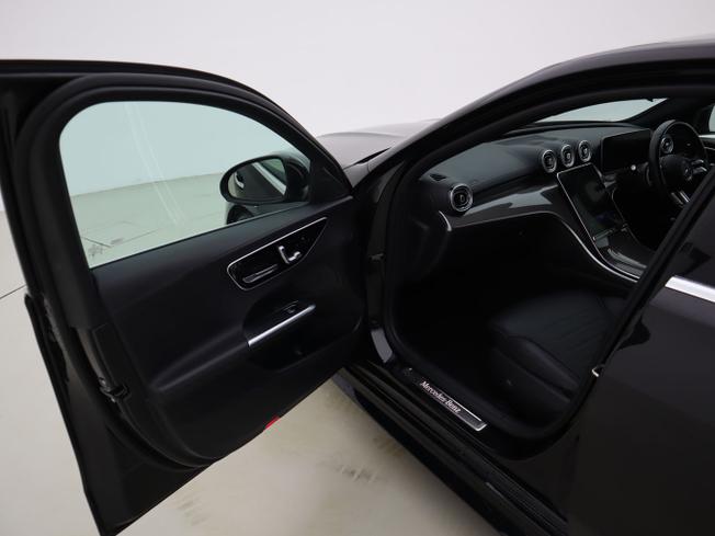 MERCEDES-BENZ C Class Photo 23