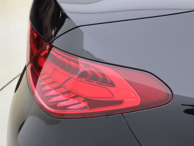 MERCEDES-BENZ C Class Photo 25