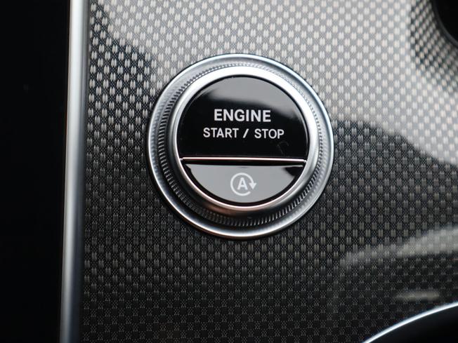 MERCEDES-BENZ C Class Photo 35