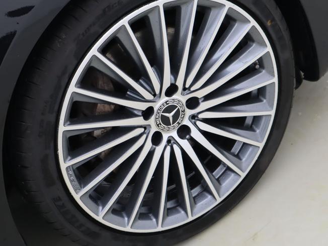 MERCEDES-BENZ C Class Photo 6
