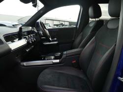 MERCEDES-BENZ GLB Photo 3