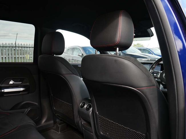 MERCEDES-BENZ GLB Photo 37