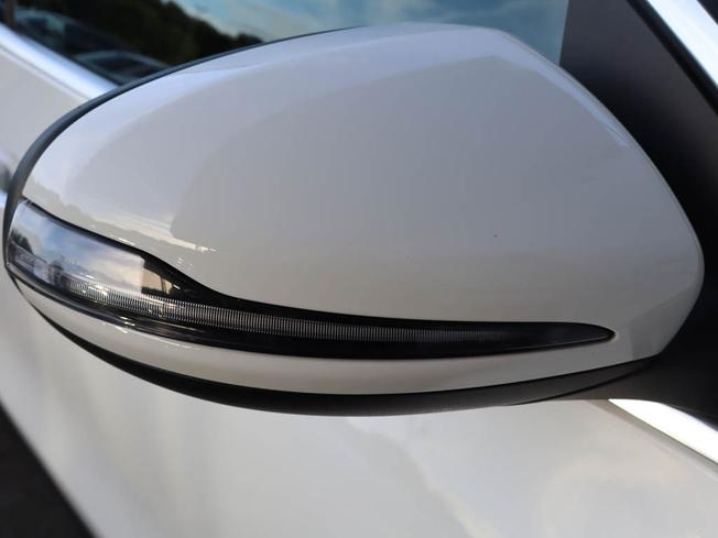 MERCEDES-BENZ GLA Photo 23