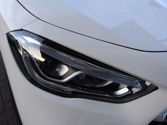 MERCEDES-BENZ GLA Photo 24