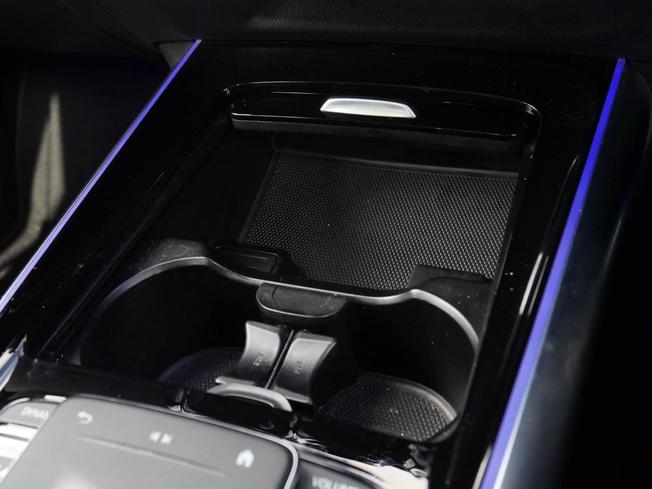 MERCEDES-BENZ GLA Photo 19