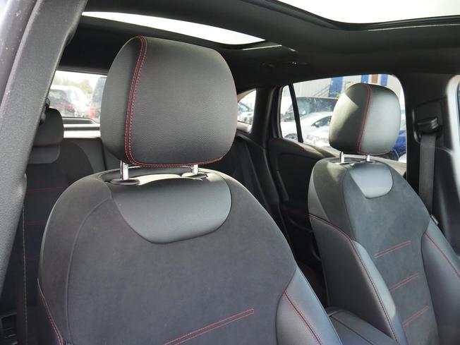 MERCEDES-BENZ GLA Photo 34