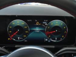 MERCEDES-BENZ GLA Photo 4