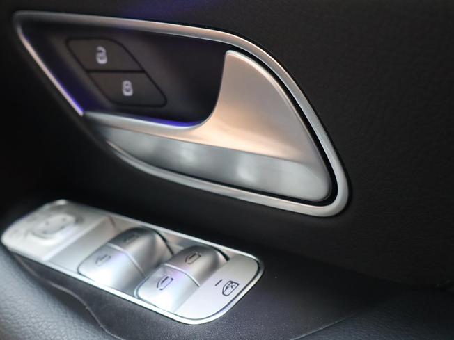 MERCEDES-BENZ Gle Photo 34