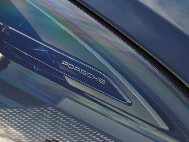 PORSCHE Macan Photo 18
