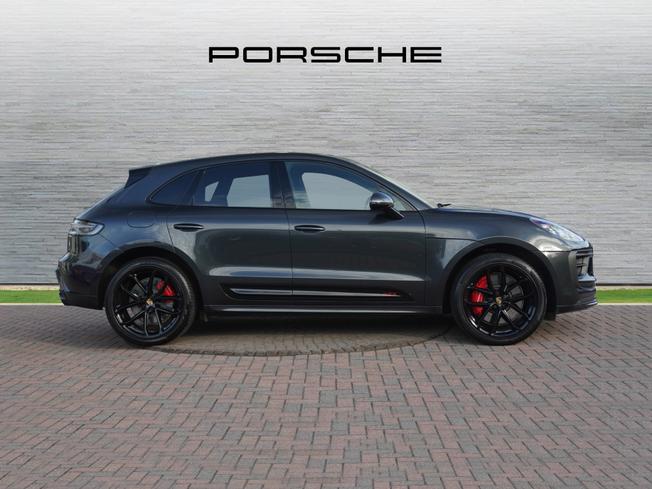 PORSCHE Macan Photo 5