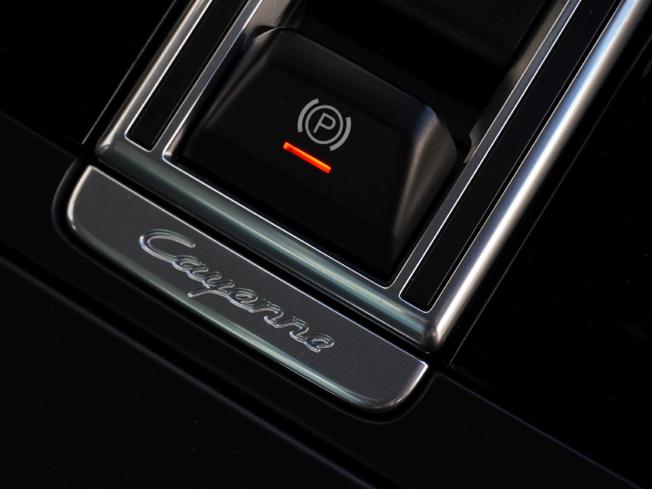 PORSCHE Cayenne Photo 23