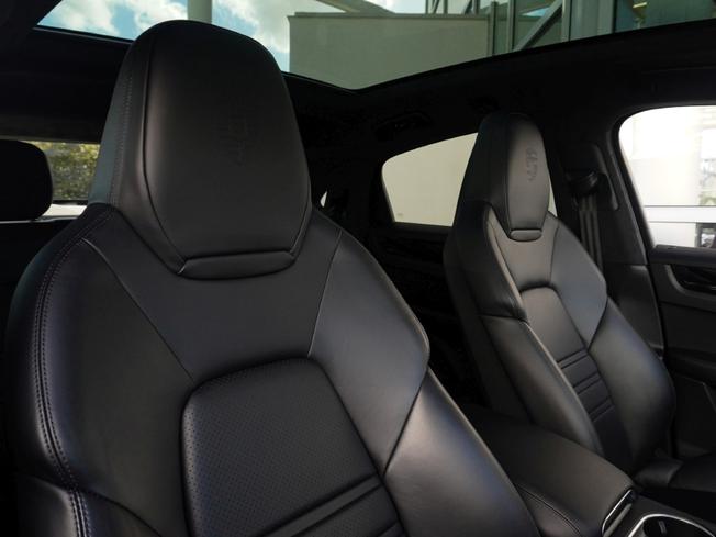 PORSCHE Cayenne Photo 26