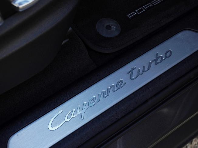 PORSCHE Cayenne Photo 28