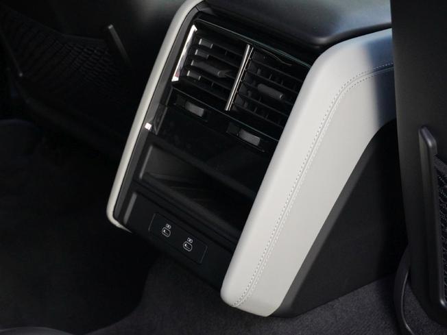 PORSCHE Cayenne Photo 14