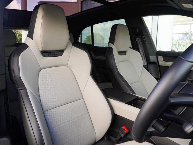 PORSCHE Cayenne Photo 20