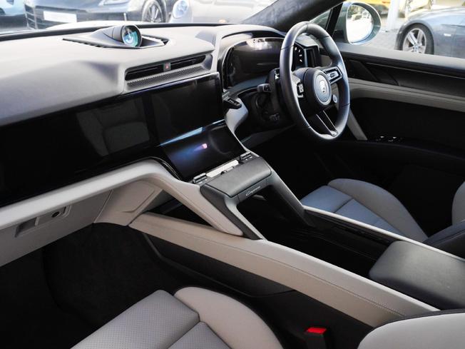 PORSCHE Cayenne Photo 3