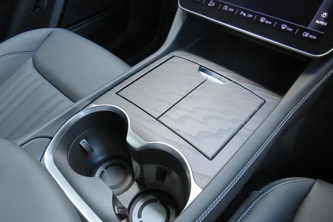MASERATI Grecale Photo 30