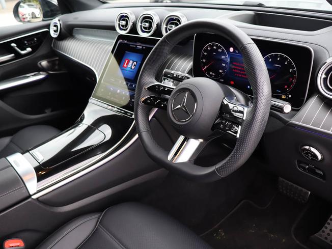 MERCEDES-BENZ GLC Photo 15