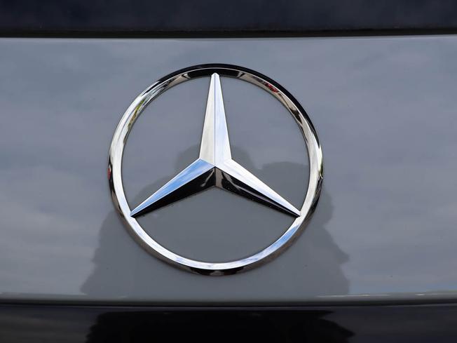 MERCEDES-BENZ GLC Photo 21