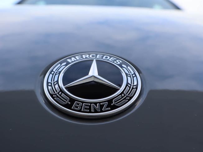MERCEDES-BENZ GLC Photo 27