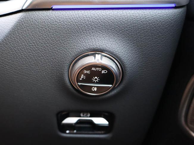 MERCEDES-BENZ GLC Photo 31