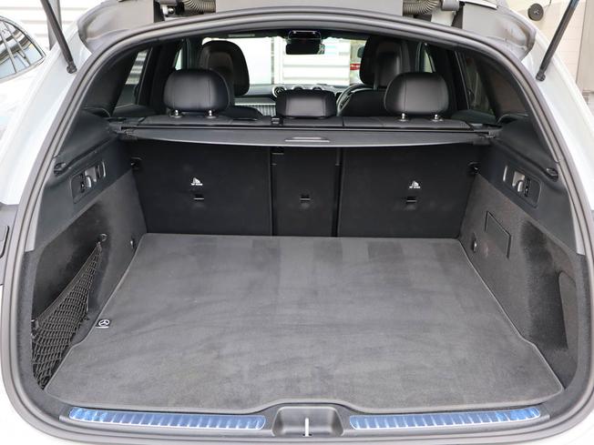 MERCEDES-BENZ GLC Photo 9