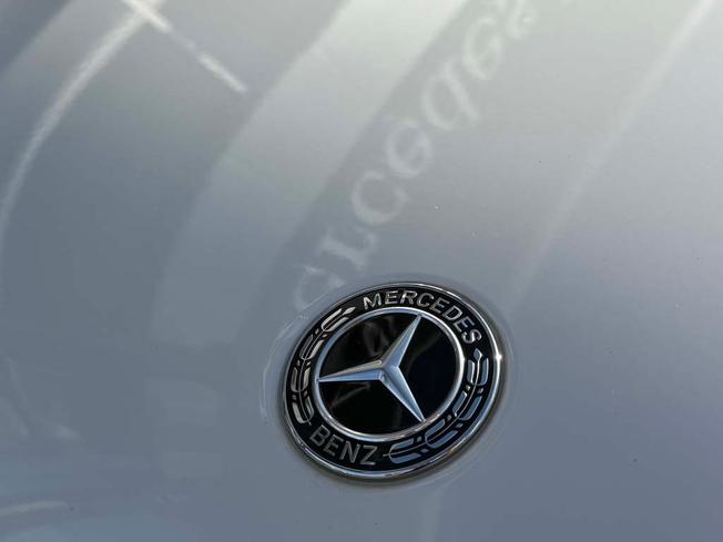 MERCEDES-BENZ GLC Photo 14