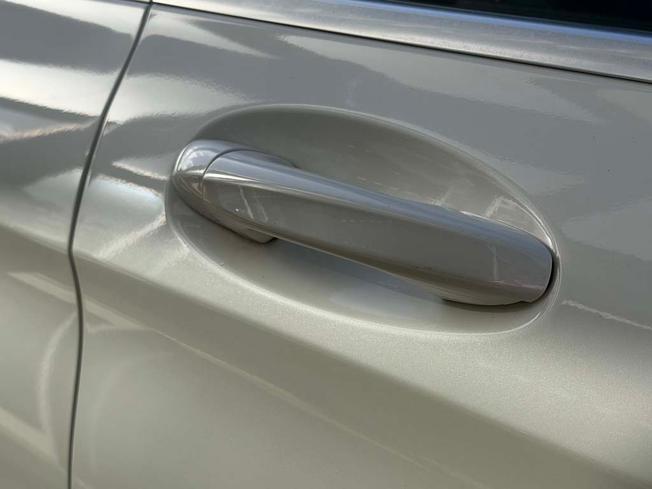 MERCEDES-BENZ GLC Photo 17