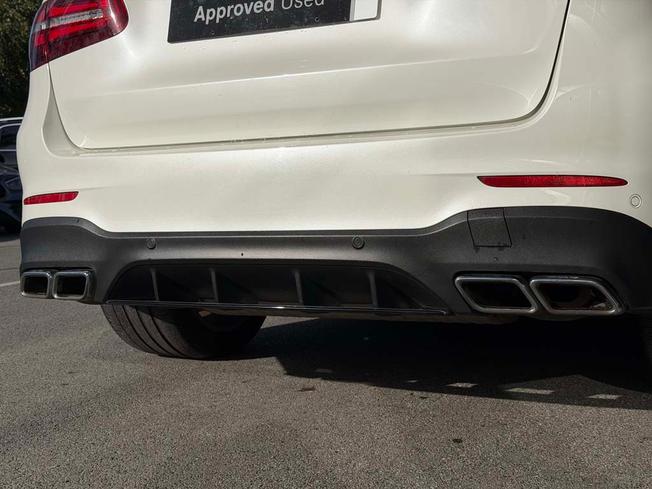 MERCEDES-BENZ GLC Photo 21
