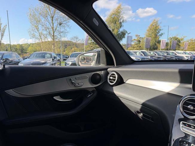 MERCEDES-BENZ GLC Photo 34