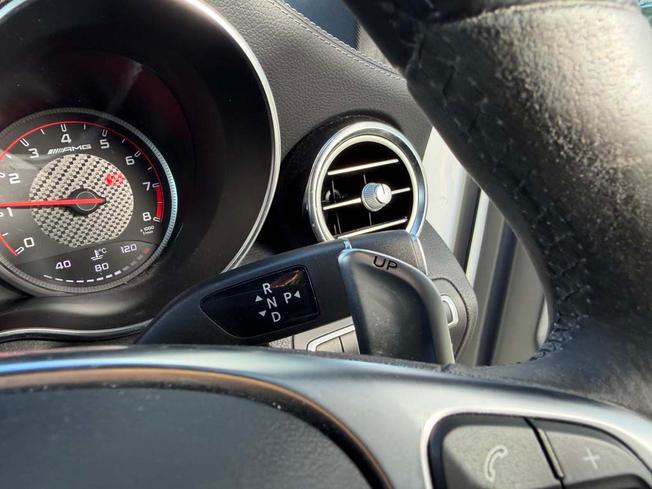 MERCEDES-BENZ GLC Photo 37
