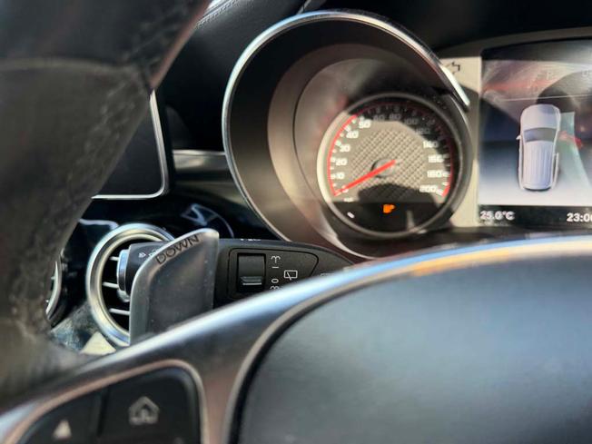 MERCEDES-BENZ GLC Photo 38