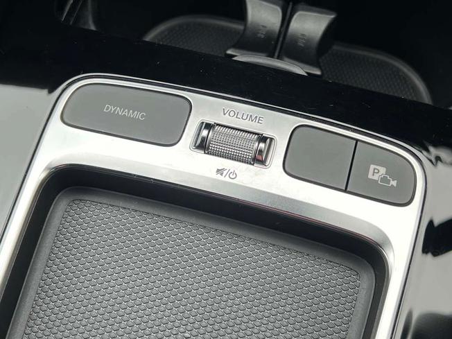 MERCEDES-BENZ A Class Photo 32
