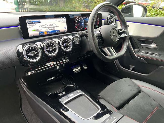 MERCEDES-BENZ A Class Photo 45