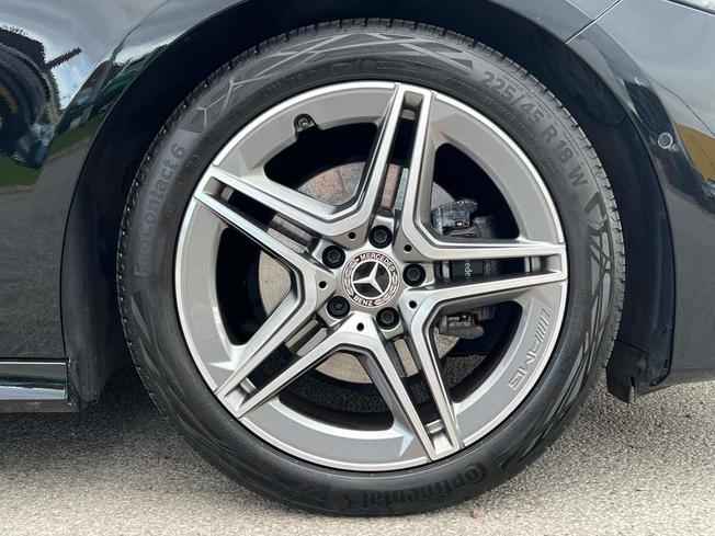 MERCEDES-BENZ A Class Photo 6