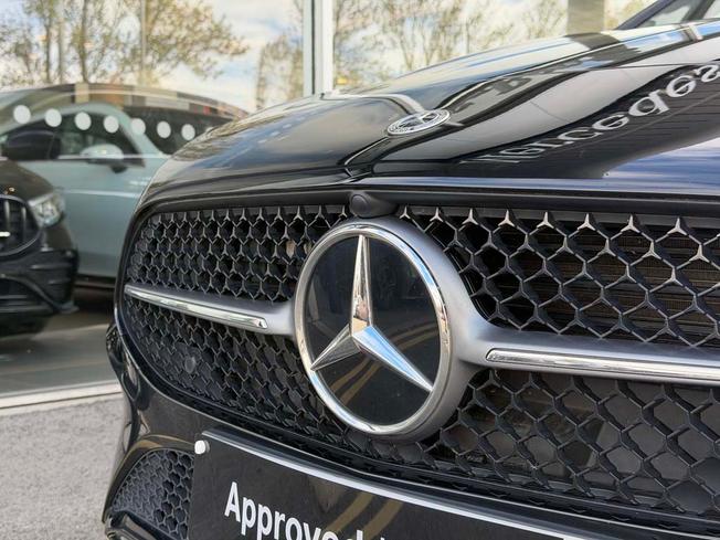 Mercedes-Benz A Class Photo 13
