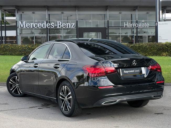 Mercedes-Benz A Class Photo 2