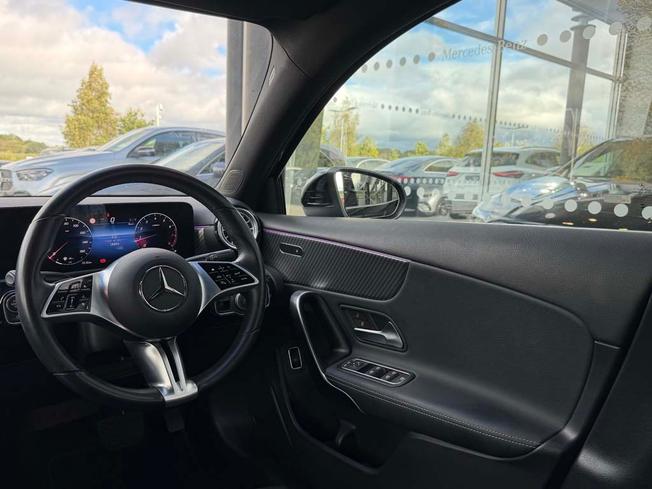 Mercedes-Benz A Class Photo 41