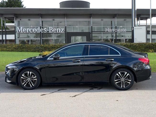 Mercedes-Benz A Class Photo 7