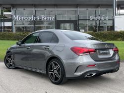MERCEDES-BENZ A Class Photo 2