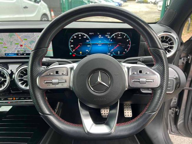 MERCEDES-BENZ A Class Photo 23