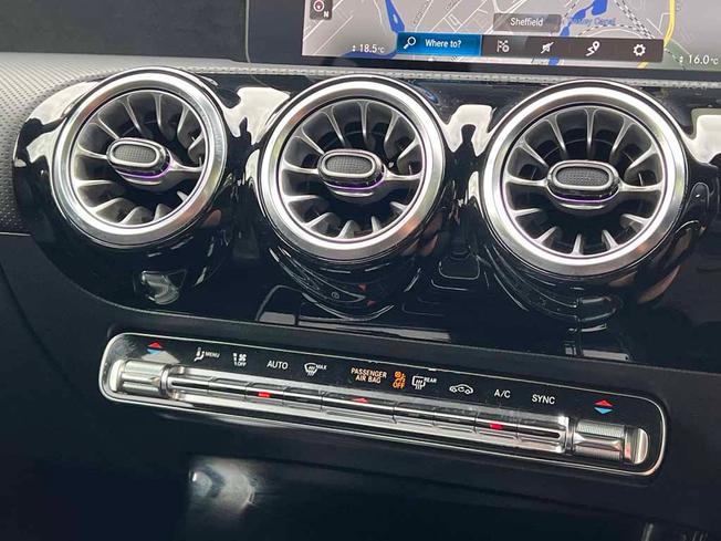 MERCEDES-BENZ A Class Photo 31