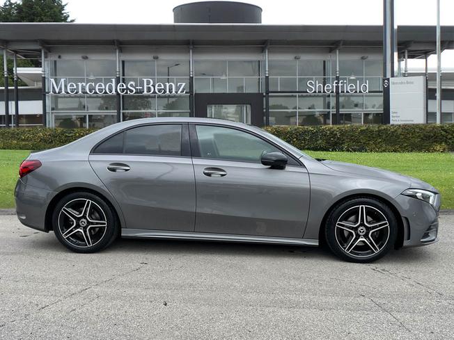MERCEDES-BENZ A Class Photo 7