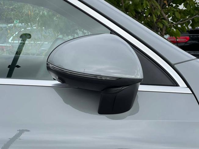 MERCEDES-BENZ Glc Photo 16